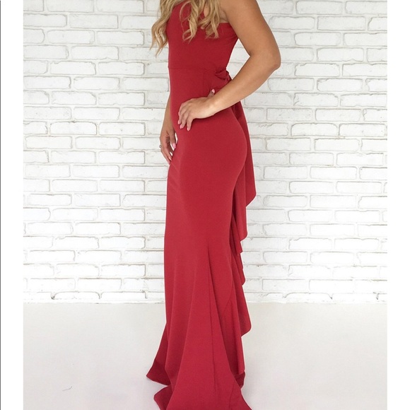 backless bow back maxi dress